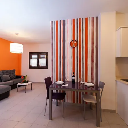 Blasco Ibanez Holiday Apartments