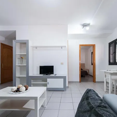Blasco Ibanez Holiday Apartments *